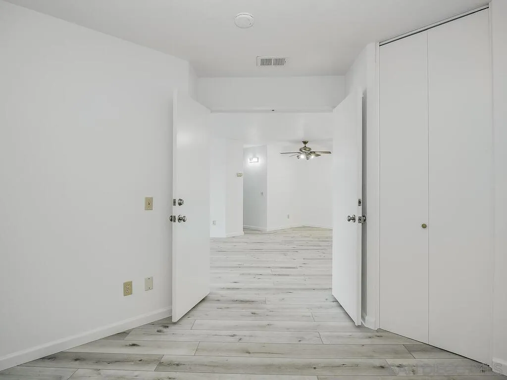 7087 Camino Degrazia 141, San Diego, California 92111 home-pic-18